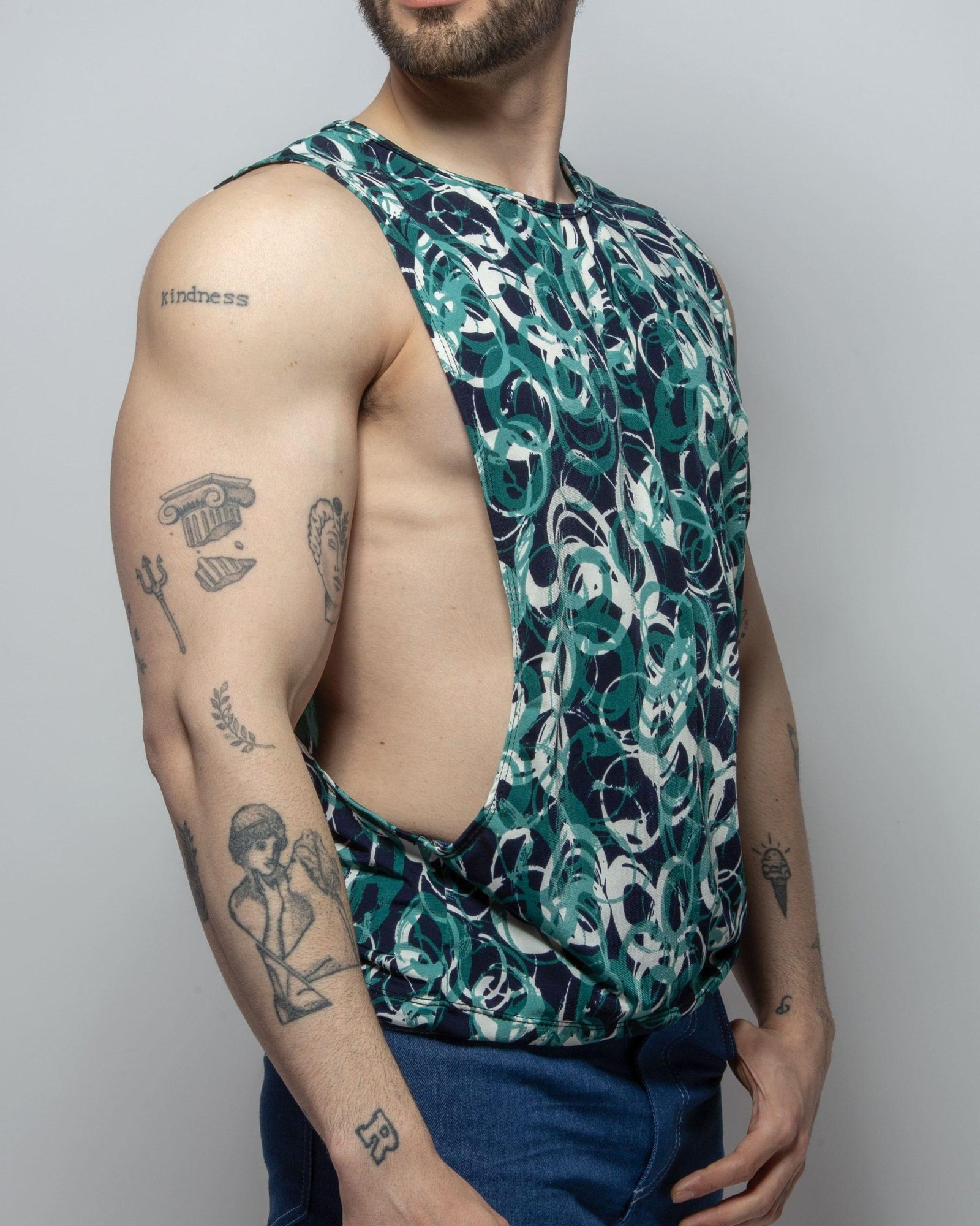 Camiseta abierta verde